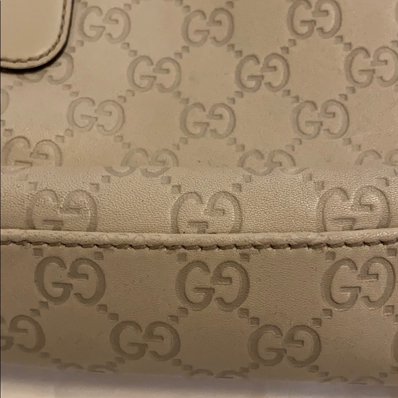 Gucci Handbag - Picture 4 of 4
